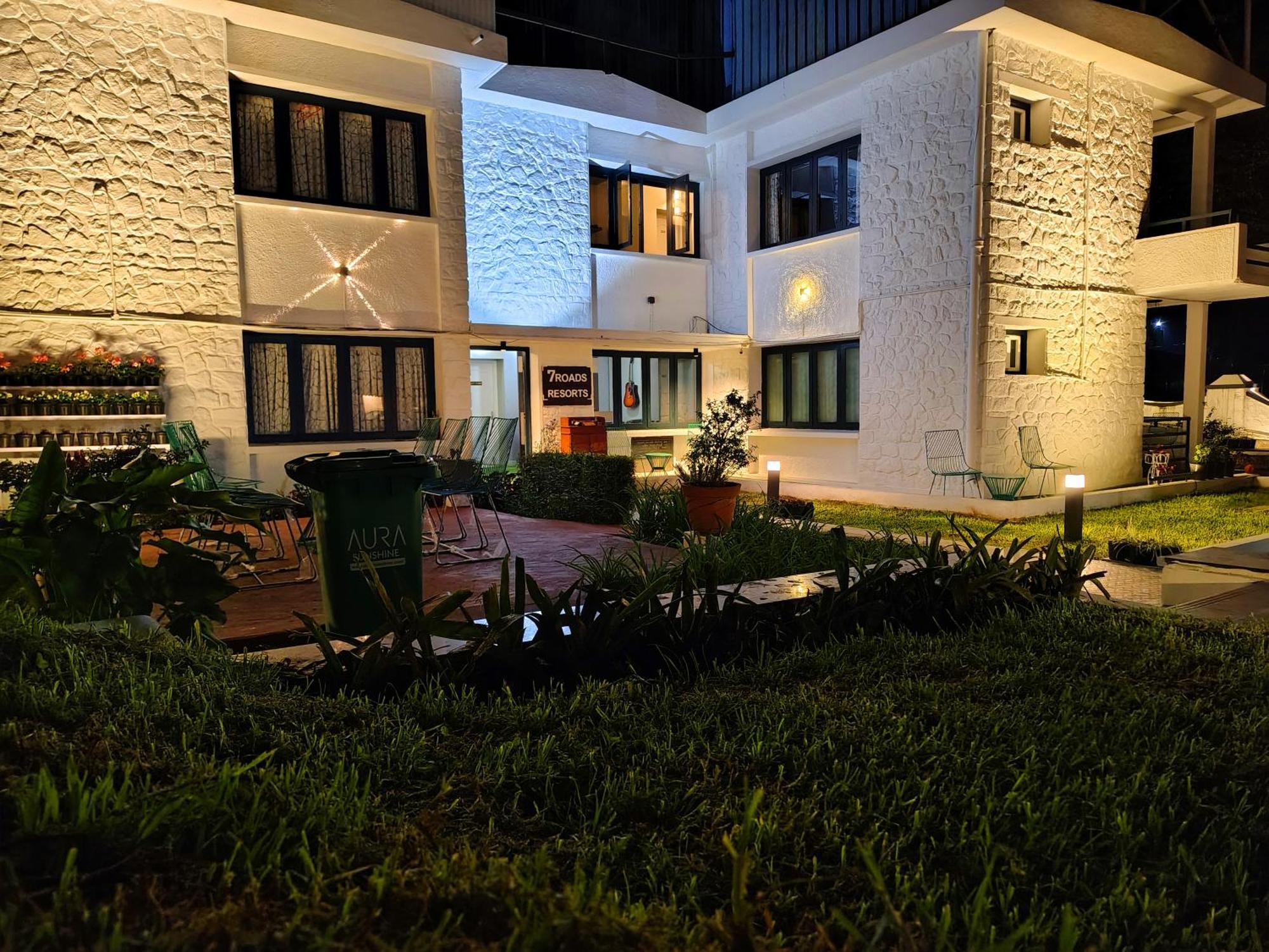 7 Roads Resort 50Mts To Lake Kodaikanal Exterior photo